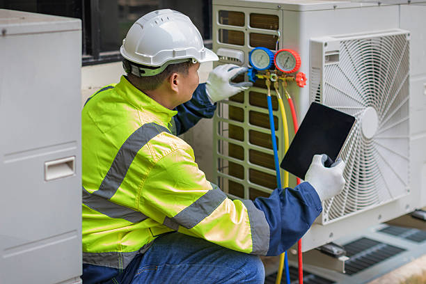 Professional Hvac technician working in Newton, NH